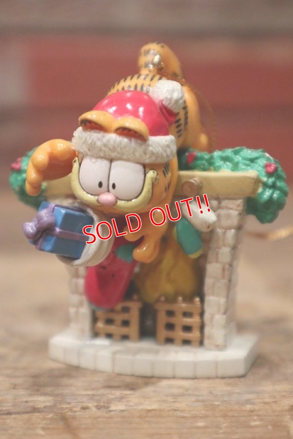 画像1: t-220901-14 Garfield / 1996 Christmas Ornament "Fireplace"