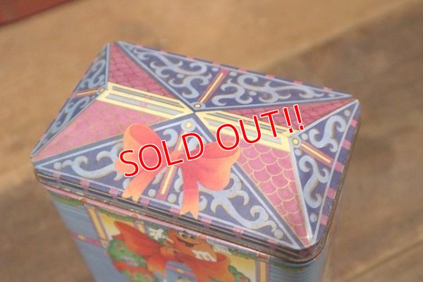 画像7: ct-220601-01 MARS / M&M's 1995 "Christmas Eve at the Bed and Breakfast" Canister Can