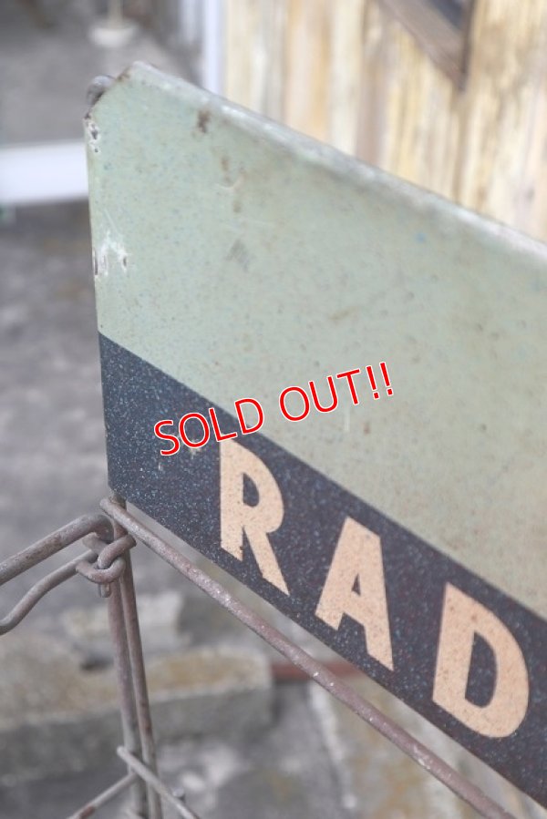 画像11: dp-220801-23 Ford / 1930's RADIATOR HOSE Display Wire Rack