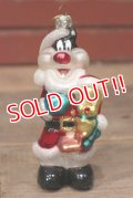 ct-220901-14 Sylvester & Tweety / 2001 European Style Glass Ornament