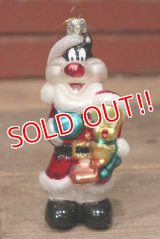 ct-220901-14 Sylvester & Tweety / 2001 European Style Glass Ornament
