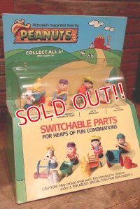 ct-221001-08 McDonald's / 1989 PEANUTS Happy Meal Display