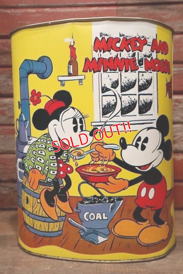 画像1: ct-221101-06 Mickey Mouse & Minnie Mouse / CHEINCO 1970's Tin Trash Box