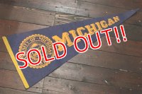 dp-221101-35 University of Michigan / Vintage Pennant