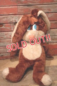 ct-221101-85 Nestlé / Quik Bunny 1980's Plush Doll