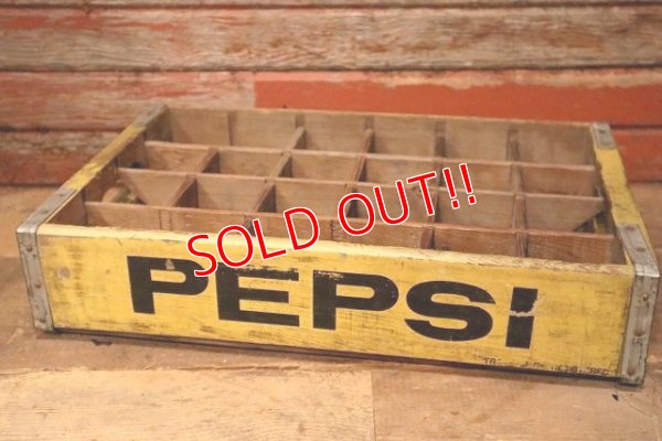 画像1: dp-221201-20 PEPSI / 1970's-1980's Wood Box