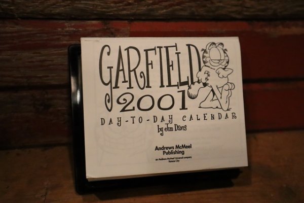 画像2: ct-220901-14 Garfield / 2001 Day to Day Calendar