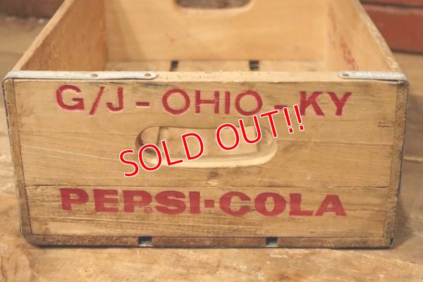 画像4: dp-230101-76 PEPSI / Vintage Wood Box