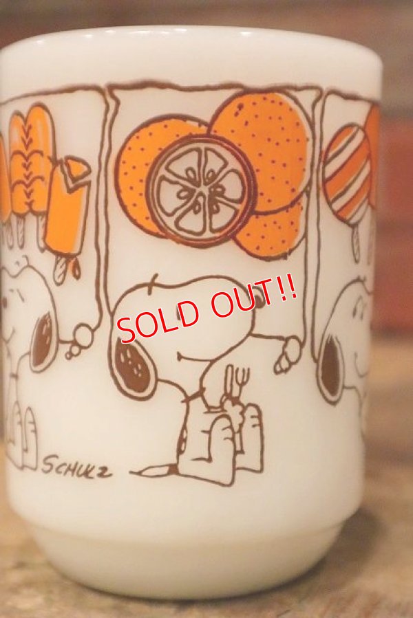 画像4: ct-230101-02 Snoopy / Fire-King 1960's-1970's Mug "Sweets"