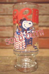 ct-221201-86 Peanuts / Anchor Hocking 1970's Glass "CHEERS"