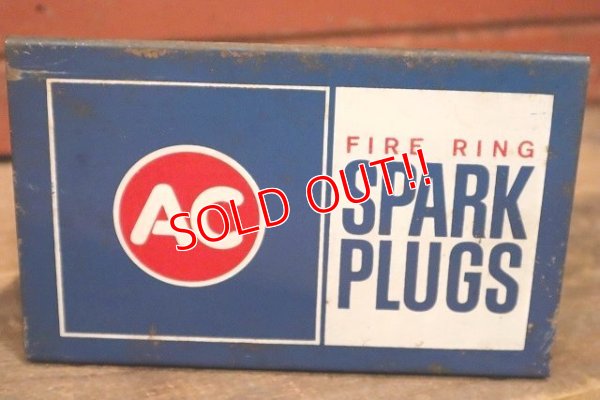 画像2: dp-221201-54 AC Spark Plugs / 1960's Metal Rack Sign