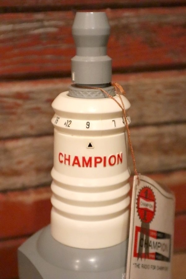 画像2: dp-230101-87 CHAMPION Spark Plug / 1970's AM Radio