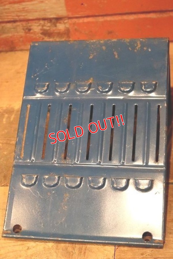 画像5: dp-221201-54 AC Spark Plugs / 1960's Metal Rack Sign