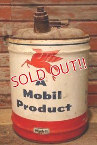 dp-230101-51 Mobil / 1950's-1960's 5 U.S. GALLONS OIL CAN