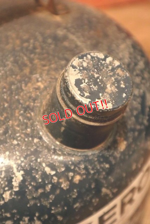 画像6: dp-230101-86 Eagle Manufacturing / Model 302 KEROSENE Carry Can