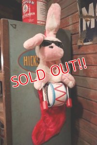 ct-221201-113 Energizer Bunny / 2006 Christmas Sox Doll