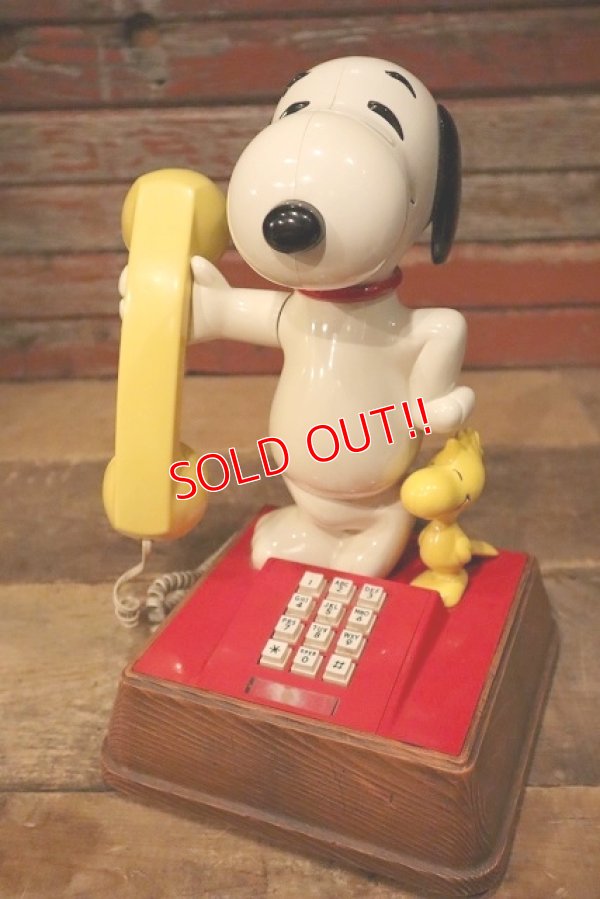 画像1: ct-230201-20 Snoopy & Woodstock / 1976 Telephone