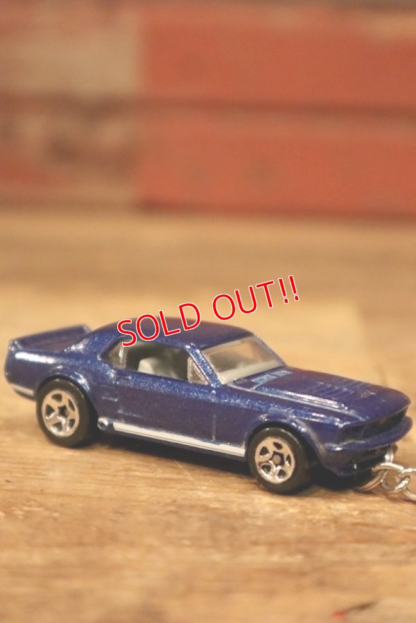 画像3: dp-221201-53 '67 Ford Mustang GT / Mattel 2010 Toy Car Keyring