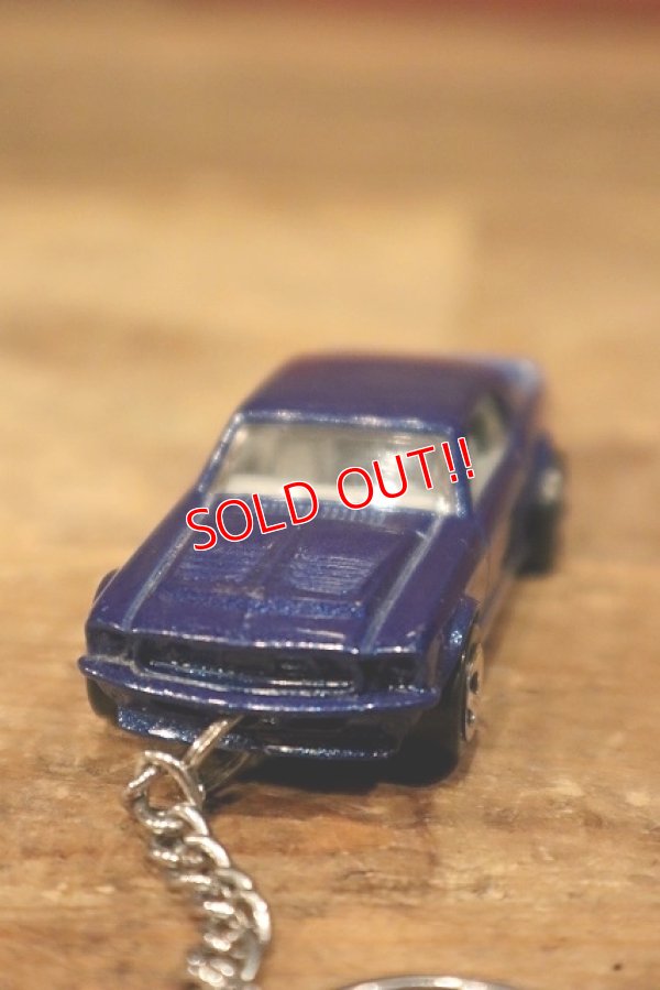 画像2: dp-221201-53 '67 Ford Mustang GT / Mattel 2010 Toy Car Keyring