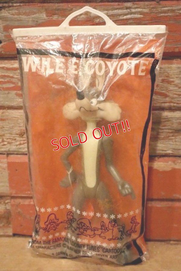 画像1: ct-230201-24 Wile E. Coyote / DAKIN 1968 Figure