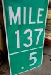 画像4: dp-230101-95 INTERSATE 69 Milepost sign "SOUTH 137.5"