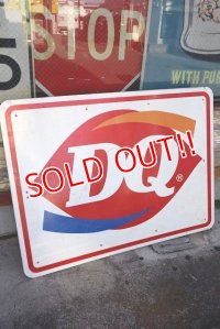 dp-230101-68 DQ (Dairy Queen) / Large Road Sign