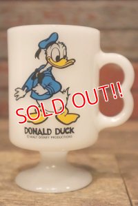 kt-230301-02 Donald Duck / Federal 1970's Footed Mug