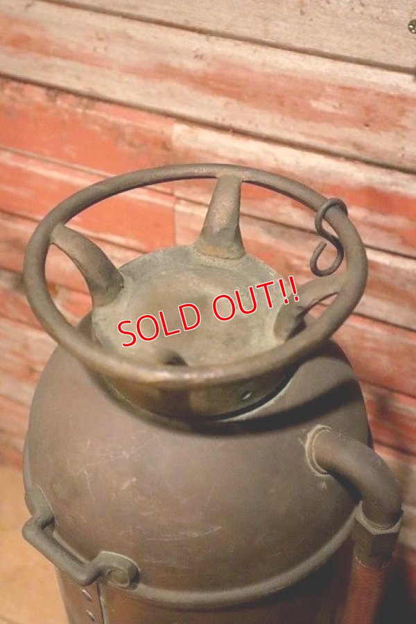 画像8: dp-230301-20 1940's-1950's Metal Fire Extinguisher