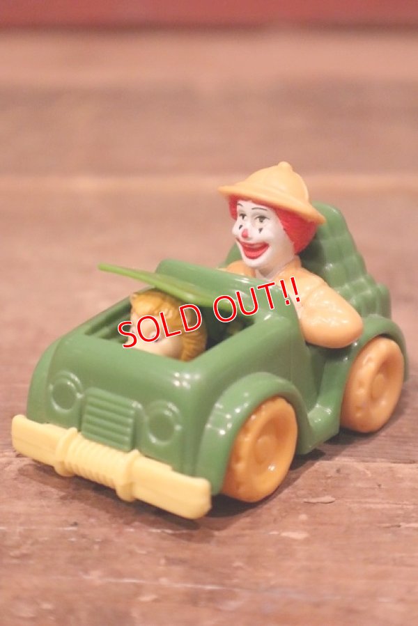 画像1: ct-230301-01 McDonald's / 1996 SAFARI "Ronald In Jeep" Happy Meal Toy