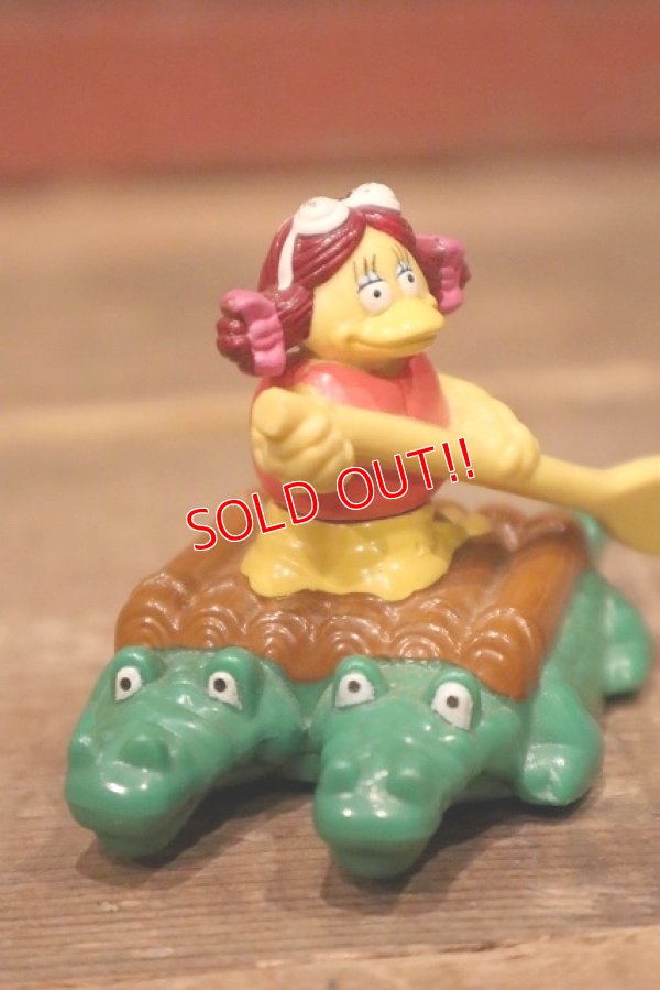 画像2: ct-230301-01 McDonald's / 1996 SAFARI "Birdie on Alligator Raft" Happy Meal Toy