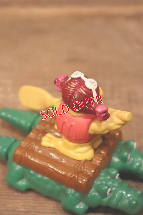 画像3: ct-230301-01 McDonald's / 1996 SAFARI "Birdie on Alligator Raft" Happy Meal Toy