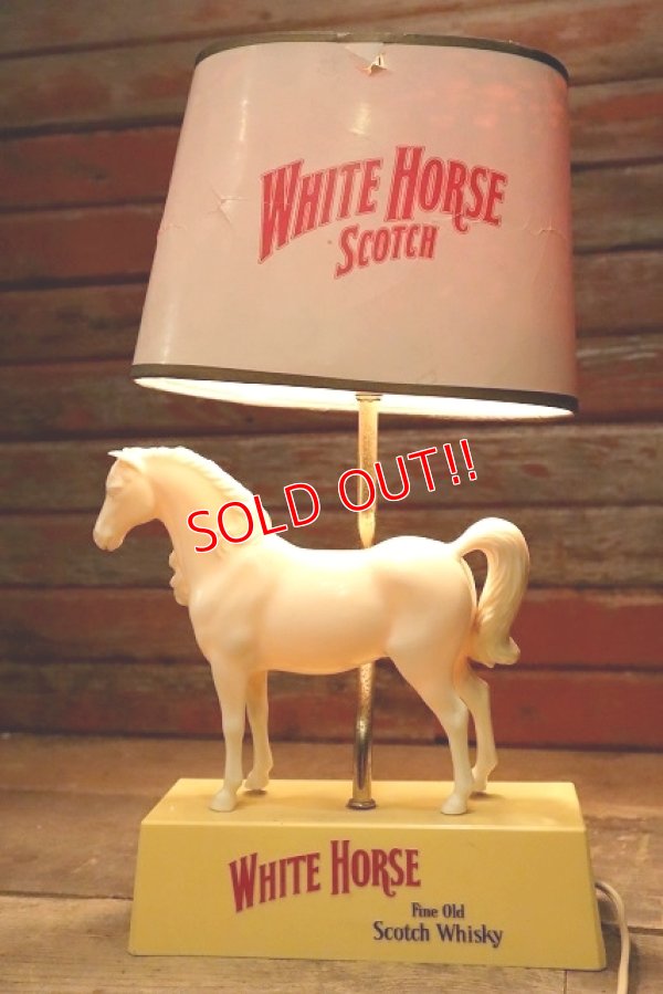 画像1: dp-230301-08 White Horse Scotch Whisky / 1970's Stand Light