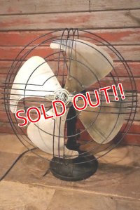 dp-230301-26 GENERAL ELECTRIC / 1940's Metal Electric Fan