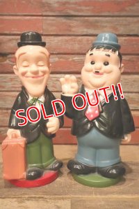 ct-230301-65 Laurel and Hardy / PLAY PAL PLASTIC 1972 Coin Bank