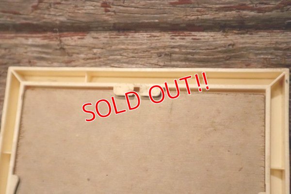 画像6: ct-230301-97 Donald Duck / 1960's Embroidered Framed Picture