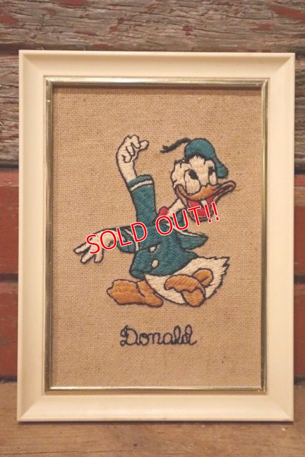 画像1: ct-230301-97 Donald Duck / 1960's Embroidered Framed Picture