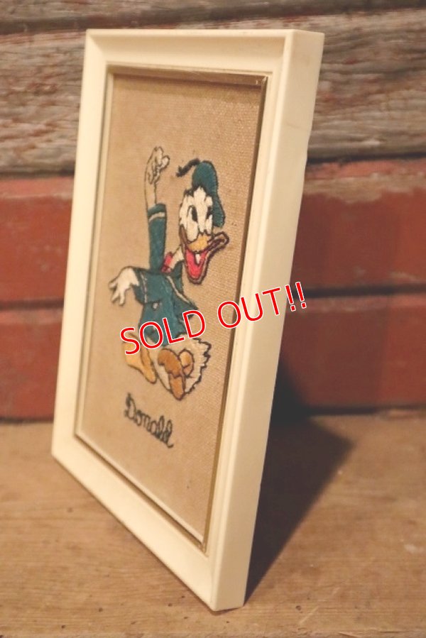 画像3: ct-230301-97 Donald Duck / 1960's Embroidered Framed Picture