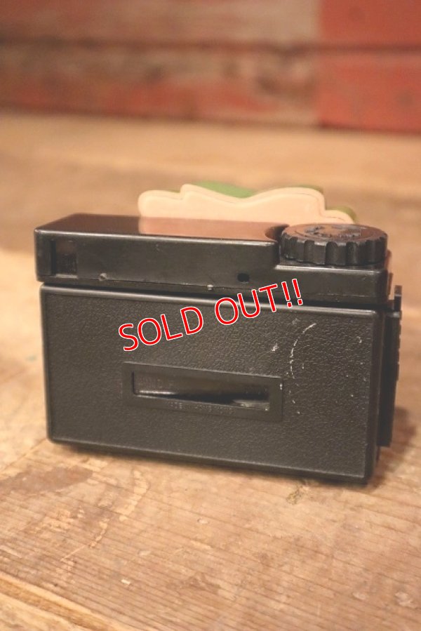 画像5: ct-221201-103 Yogi Bear / 1976 Plastic Toy Camera