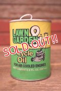 dp-220401-221 LAWN & GARDEN / 2-Cycle Oil Can