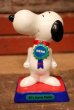 画像1: ct-230301-104 Snoopy / Determined 1970's Paper Mache Figure "It's hero time." (1)