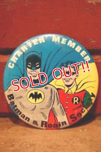 ct-230301-129 BATMAN & ROBIN / CHARTER MEMBER 1966 Pinback