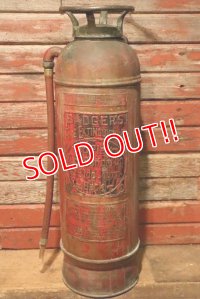 dp-230301-128 1940's-1950's BADGER'S Metal Fire Extinguisher