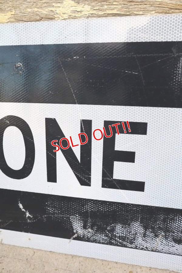 画像4: dp-210401-63 Road Sign "⇒ONE WAY"