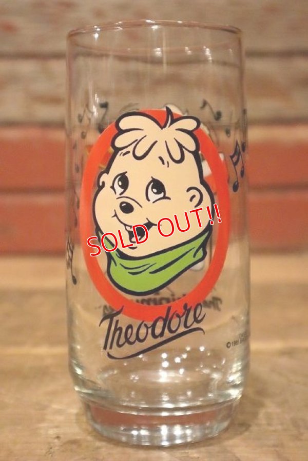 画像1: ct-230414-03 The Chipmunks / Theodore 1980's Glass