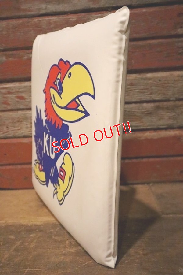 画像4: dp-230414-09 The University of Kansas / Jayhawks Cushion
