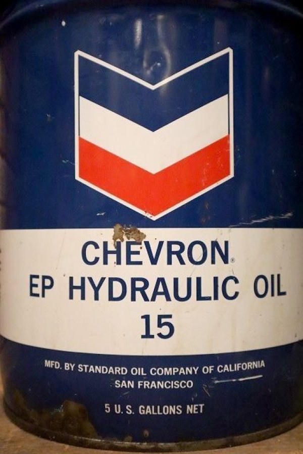 画像2: dp-230401-15 CHEVRON / 1960's 5 U.S. GALLONS OIL CAN