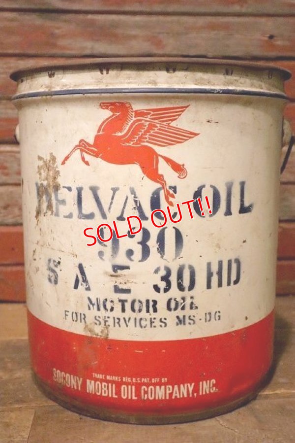 画像4: dp-230401-16 Mobil / 1950's 5 U.S. GALLONS OIL CAN