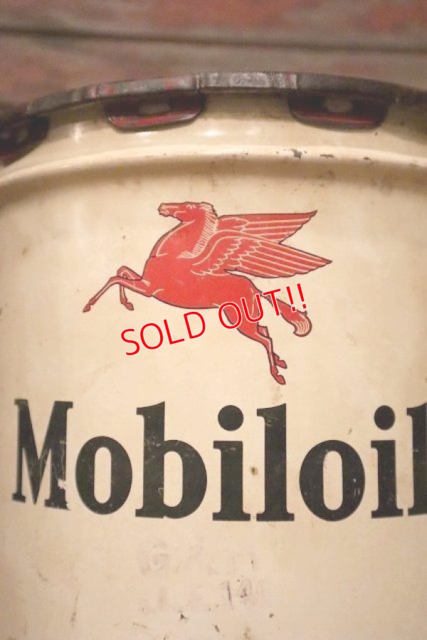 画像2: dp-230401-19 Mobiloil / 1940's-1950's 5 U.S. GALLONS OIL CAN