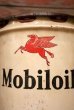 画像2: dp-230401-19 Mobiloil / 1940's-1950's 5 U.S. GALLONS OIL CAN (2)