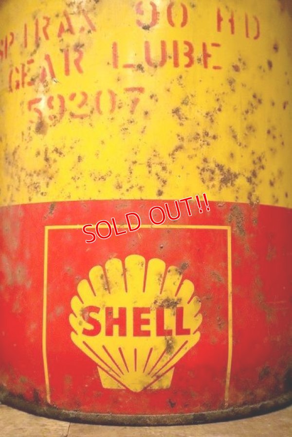 画像2: dp-230401-42 SHELL / 1960's 5 U.S. GALLONS OIL CAN